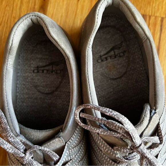 Dansko Gabi Burnished Nubuck Shoes Size 10 - Picture 3 of 7